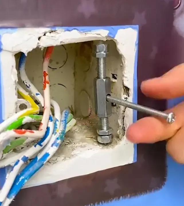 Electrical box repair لأصلاح صندوق الكهرباء